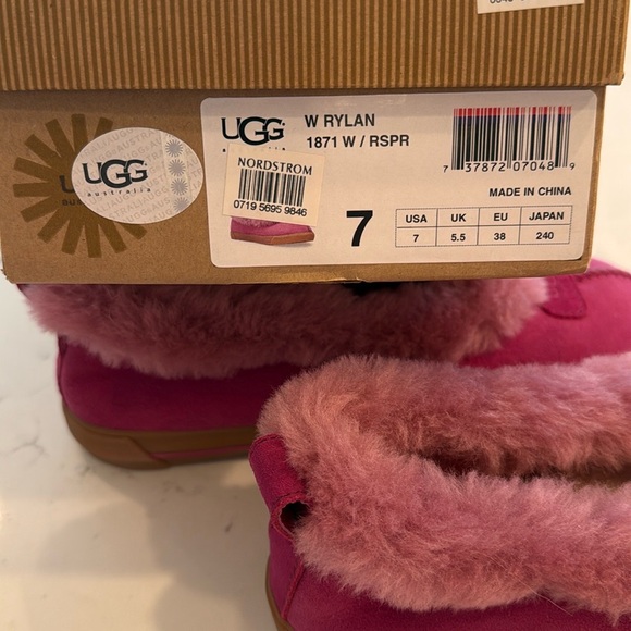 UGG Fuchsia Furry Slippers - Picture 7 of 7